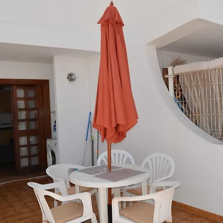 In Avenida Ernesto Sarti 10 Апартаменты *
